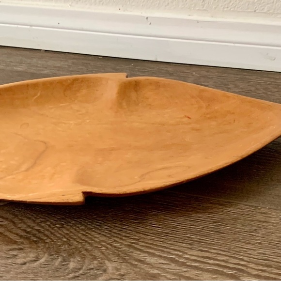 Fish Shaped Hand Carved Wood Chip & Dip Serving Platter Made in Haiti 21”x10” - Picture 1 of 10